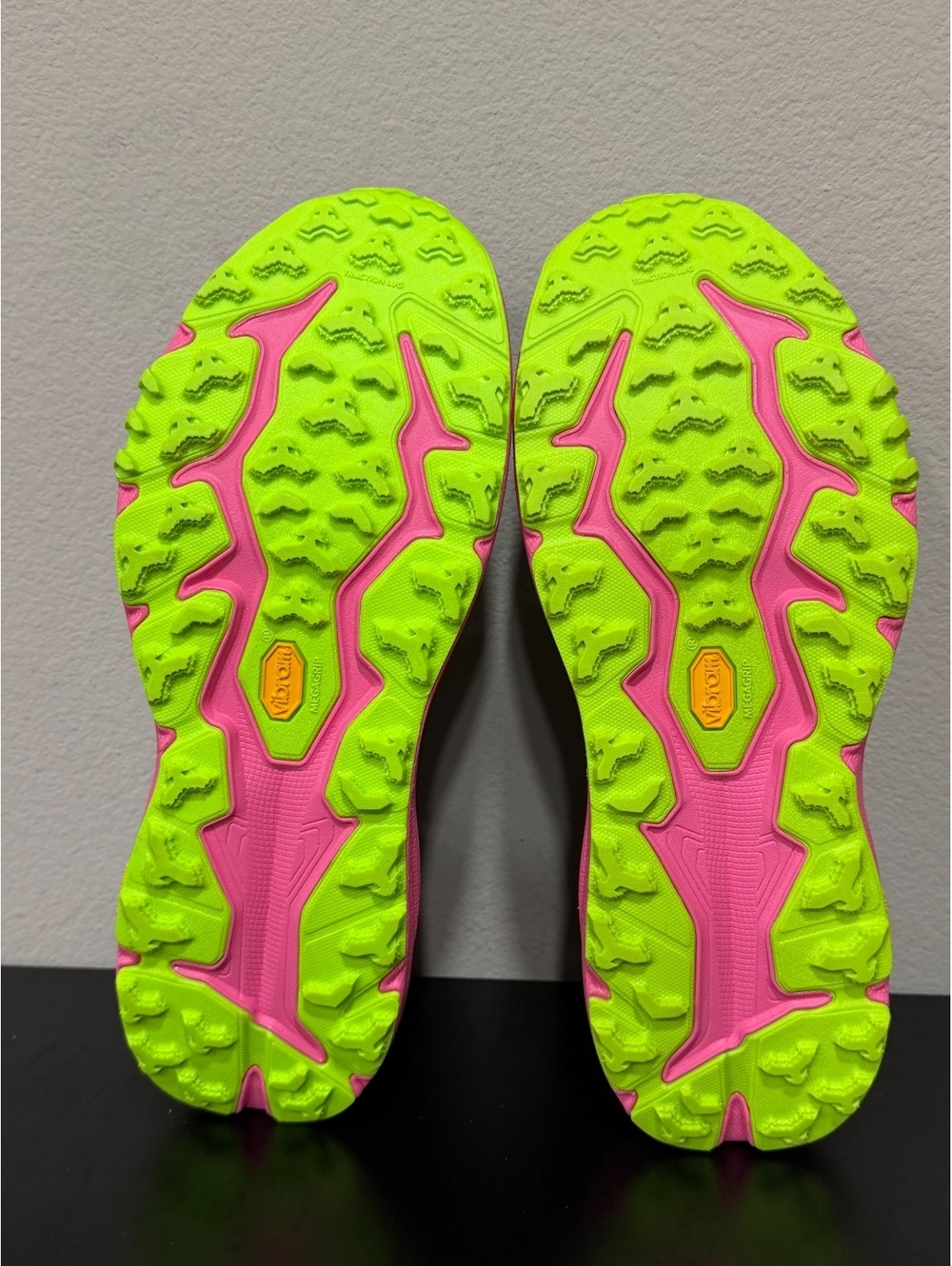 Size 12.5 - Hoka Speedgoat 6 “Black Neon Rose” - Picture 4 of 6